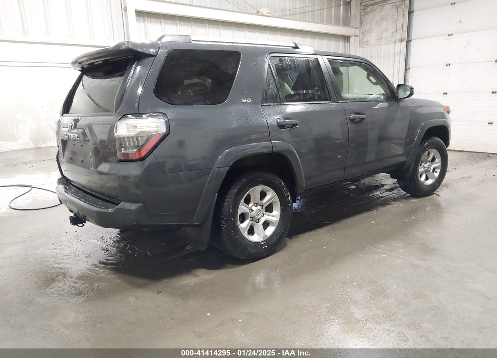 2024 TOYOTA 4RUNNER SR5 VIN: JTEMU5JR7R6267593