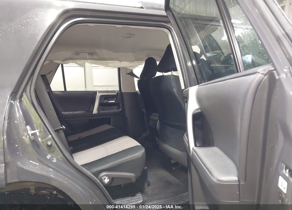2024 TOYOTA 4RUNNER SR5 VIN: JTEMU5JR7R6267593