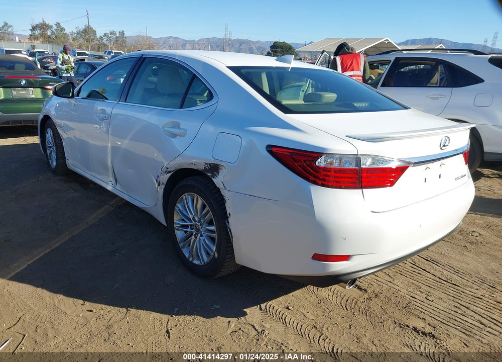 2015 LEXUS ES 350 VIN: JTHBK1GG8F2165897