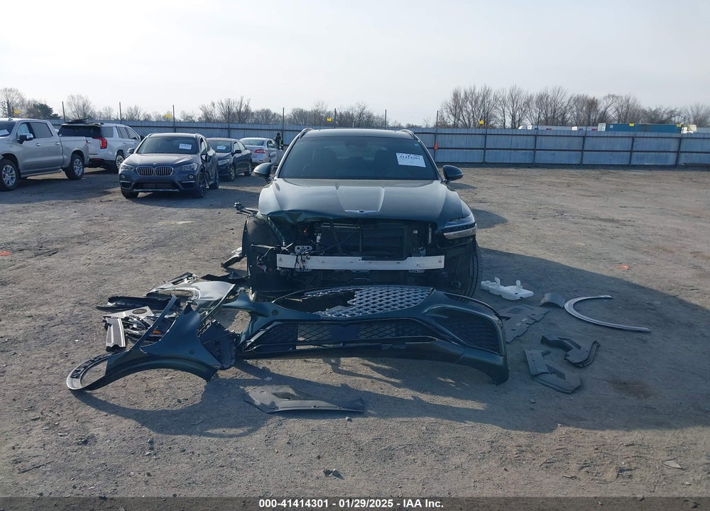 2023 GENESIS GV70 2.5T AWD VIN: KMUMADTB8PU094289
