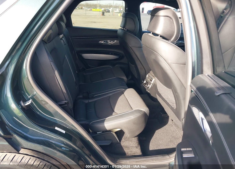 2023 GENESIS GV70 2.5T AWD VIN: KMUMADTB8PU094289