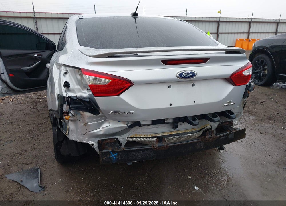 2014 FORD FOCUS VIN: 1FADP3F20EL347802