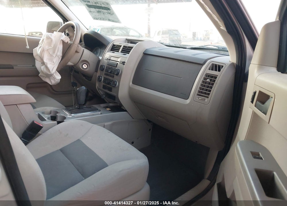 2008 FORD ESCAPE XLT VIN: 1FMCU03ZX8KC33620