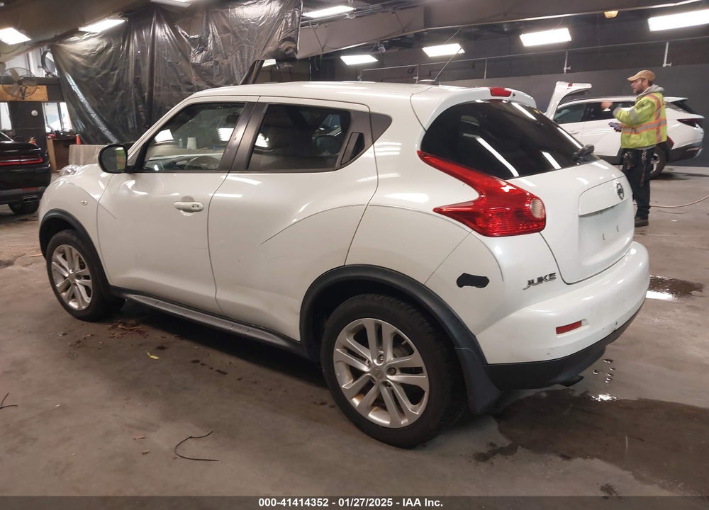 2014 NISSAN JUKE SV VIN: JN8AF5MV2ET357647