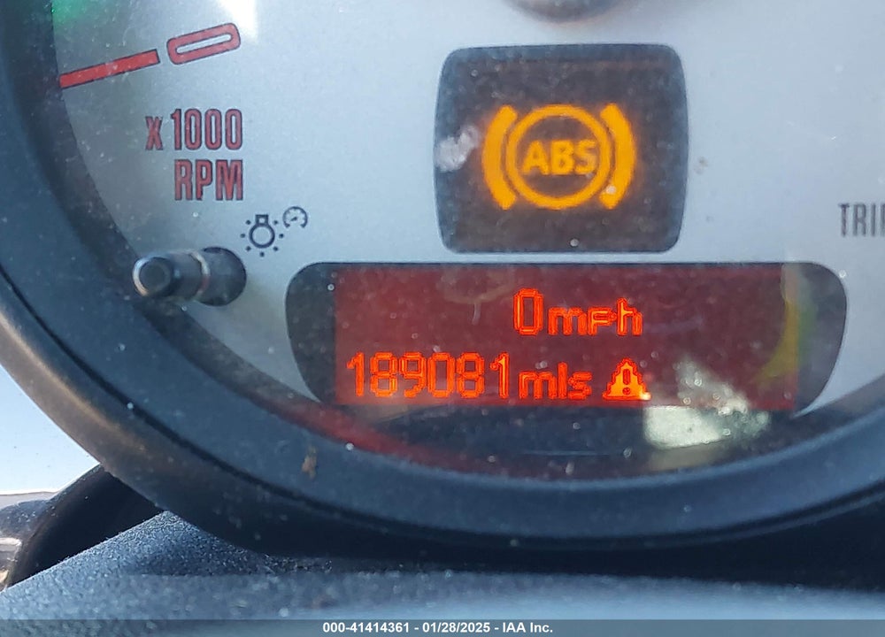 2011 MINI COOPER S VIN: WMWSV3C50BTY22993