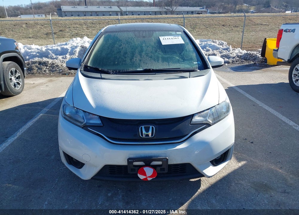 2015 HONDA FIT VIN: 3HGGK5H87FM766217