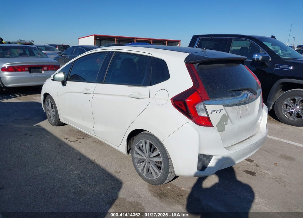 2015 HONDA FIT VIN: 3HGGK5H87FM766217