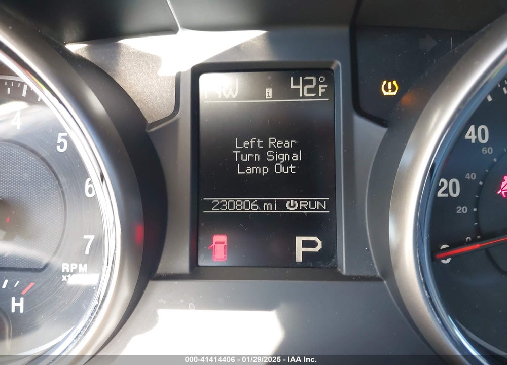2011 JEEP GRAND CHEROKEE LAREDO VIN: 1J4RR4GG7BC722391