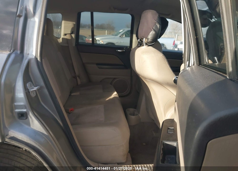 2011 JEEP COMPASS VIN: 1J4NT1FA3BD256531
