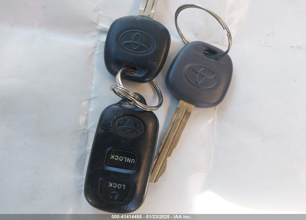 2007 TOYOTA COROLLA VIN: 2T1BR30E57C772943
