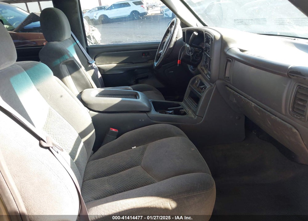 2005 CHEVROLET SILVERADO 1500 LS VIN: 2GCEC19VX51323095