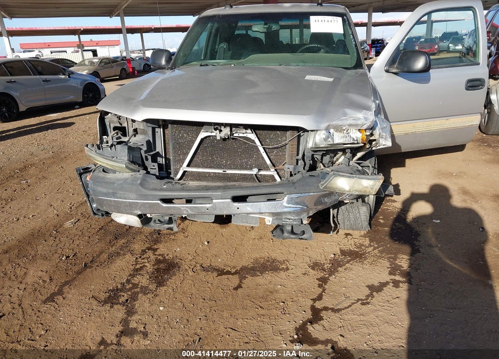 2005 CHEVROLET SILVERADO 1500 LS VIN: 2GCEC19VX51323095