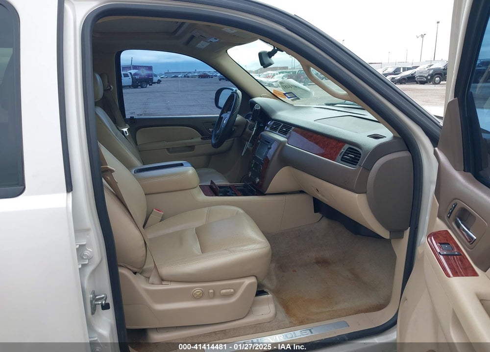 2012 CHEVROLET SUBURBAN 1500 LTZ VIN: 1GNSCKE01CR174431
