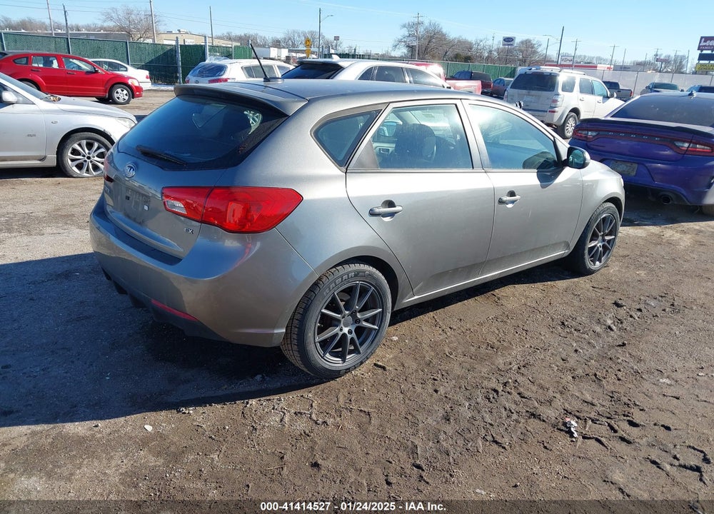 2011 KIA FORTE EX VIN: KNAFU5A24B5397131