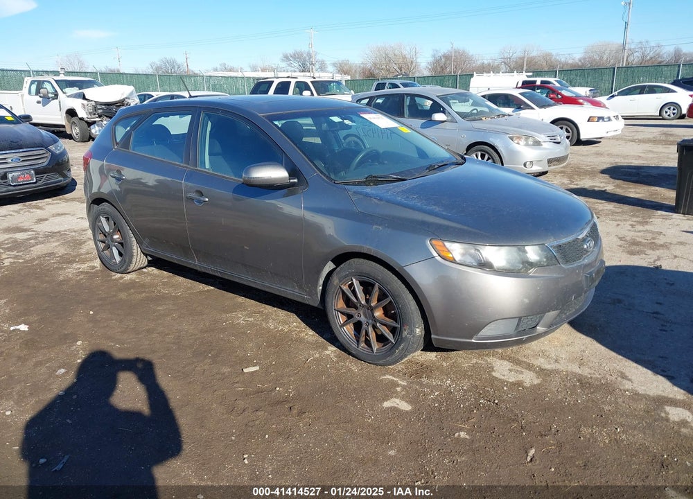 2011 KIA FORTE EX VIN: KNAFU5A24B5397131