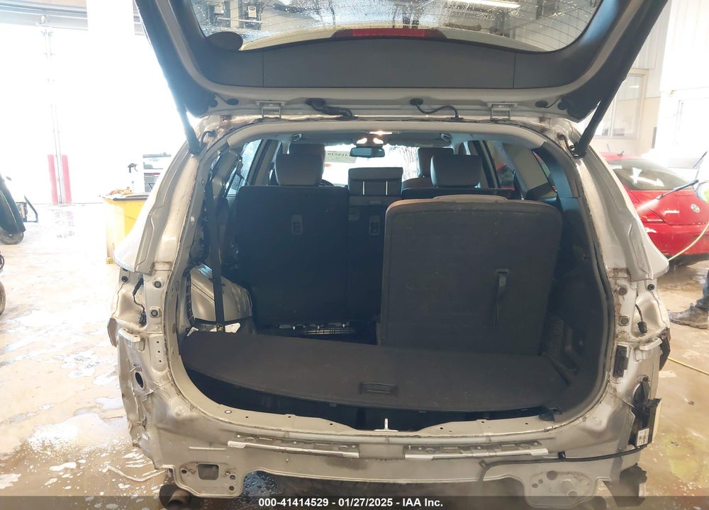 2018 HYUNDAI SANTA FE SE VIN: KM8SN4HF7JU266132