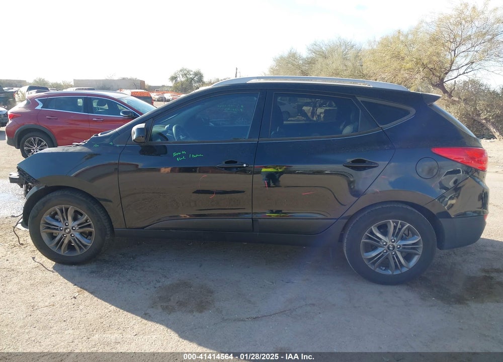 2015 HYUNDAI TUCSON SE VIN: KM8JU3AG0FU100778
