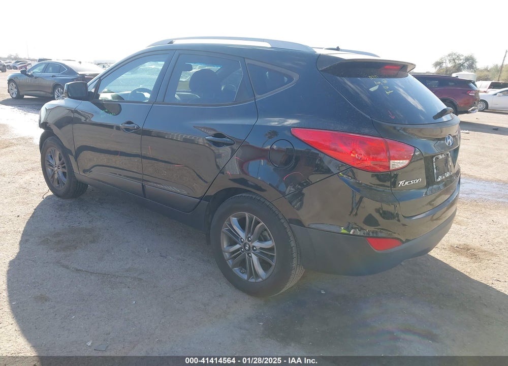 2015 HYUNDAI TUCSON SE VIN: KM8JU3AG0FU100778