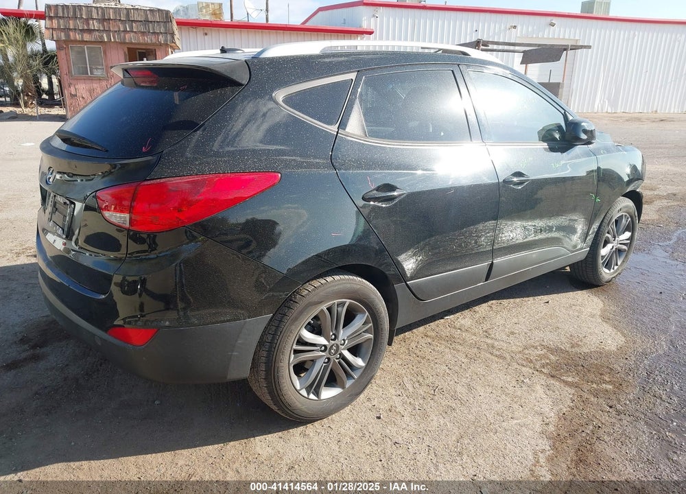 2015 HYUNDAI TUCSON SE VIN: KM8JU3AG0FU100778