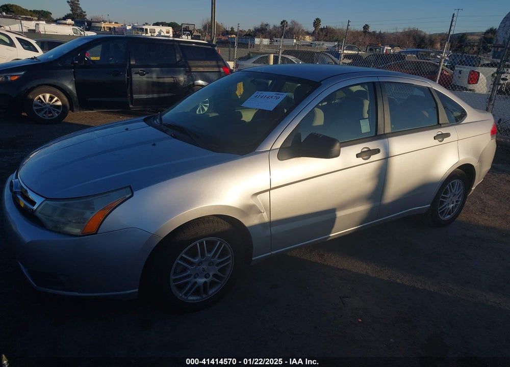 2010 FORD FOCUS SE VIN: 1FAHP3FN8AW263571
