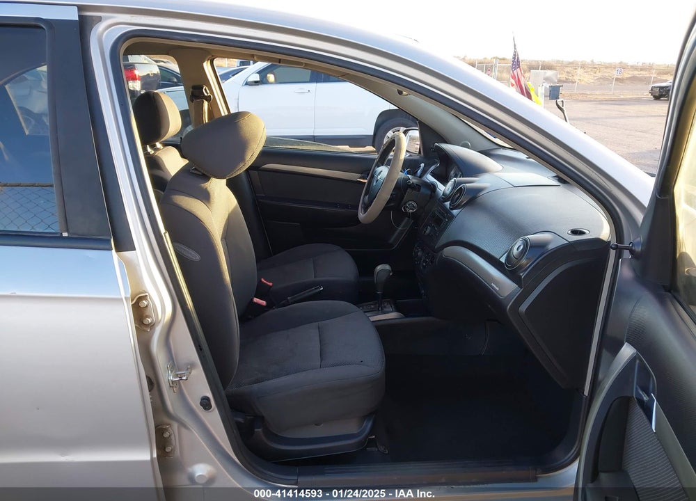 2008 CHEVROLET AVEO LS VIN: KL1TD56688B092685