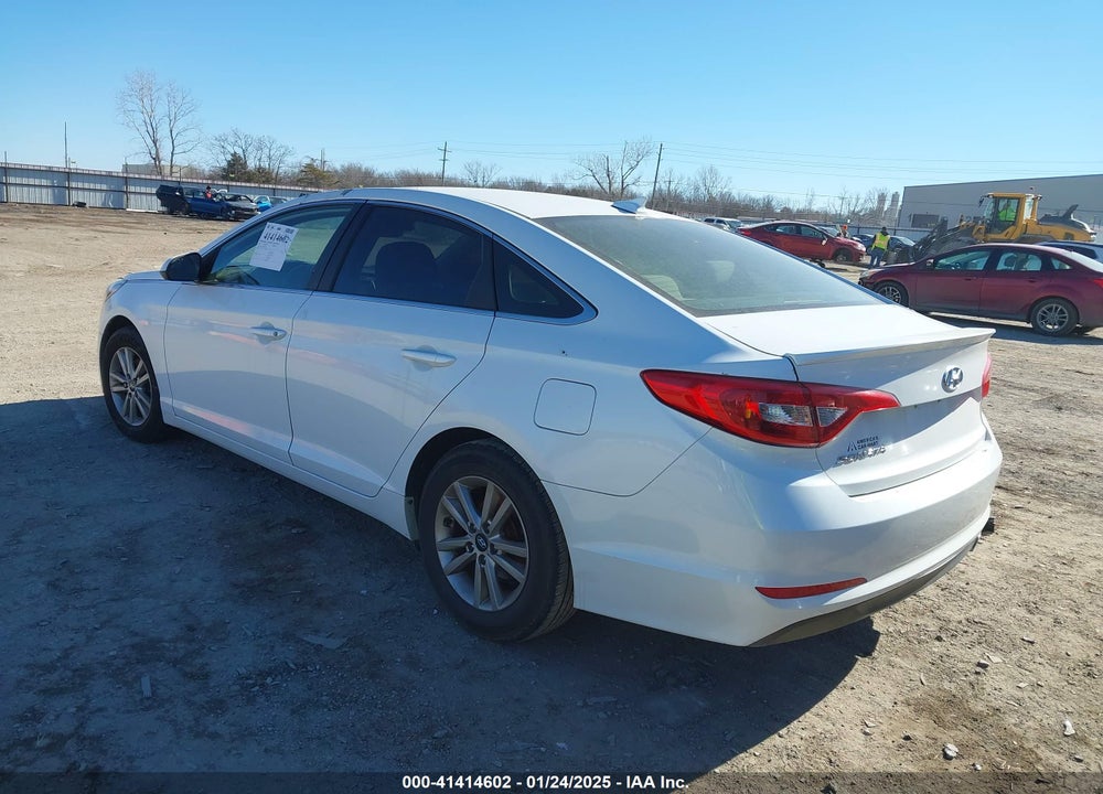 2016 HYUNDAI SONATA VIN: 5NPE24AF3GH282626