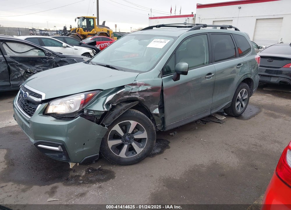 2018 SUBARU FORESTER 2.5I PREMIUM VIN: JF2SJAEC6JH600704