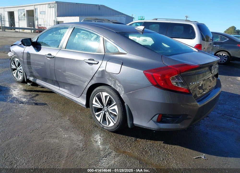 2016 HONDA CIVIC VIN: 19XFC1F38GE222330