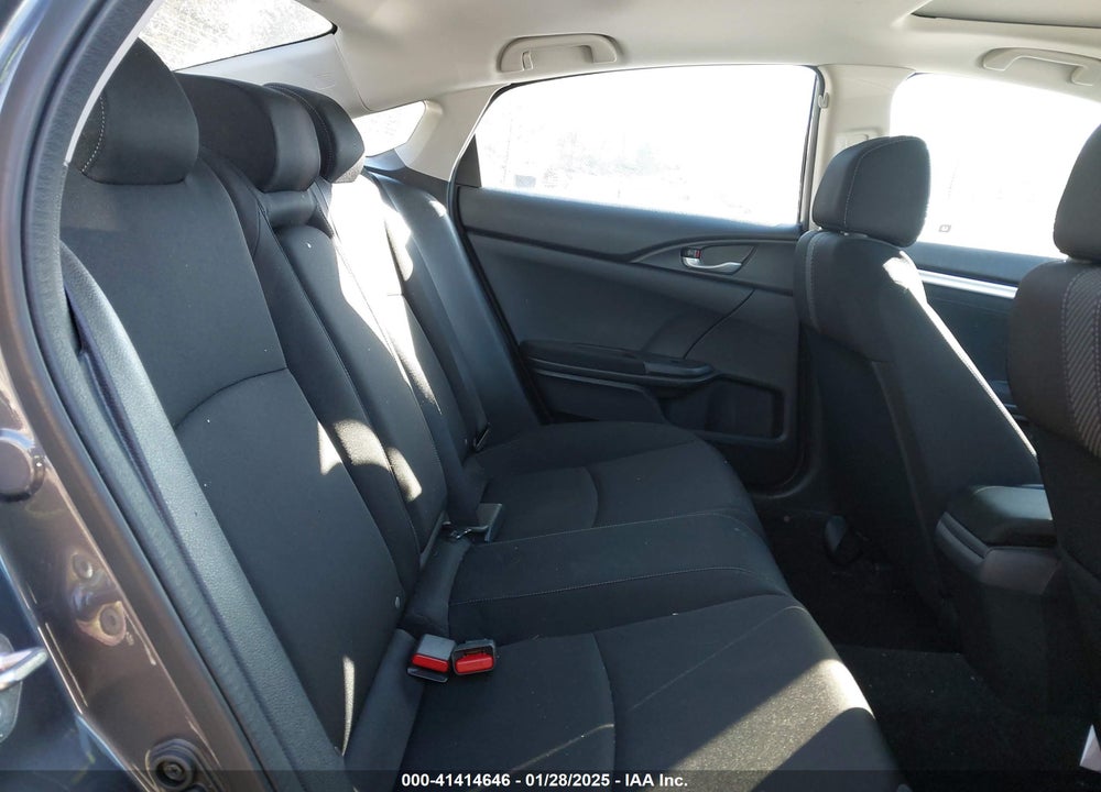 2016 HONDA CIVIC VIN: 19XFC1F38GE222330