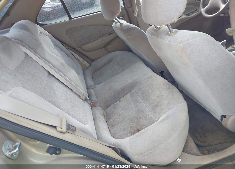 2000 NISSAN SENTRA GXE/XE VIN: 3N1CB51D0YL352101