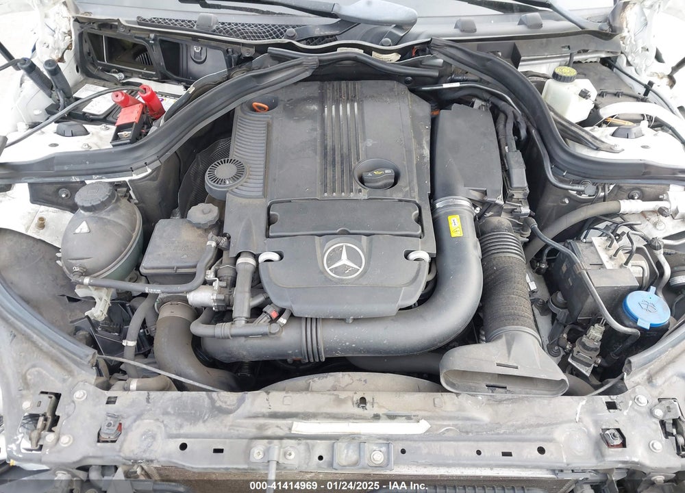 2014 MERCEDES-BENZ C 250 VIN: WDDGF4HB0EG243483