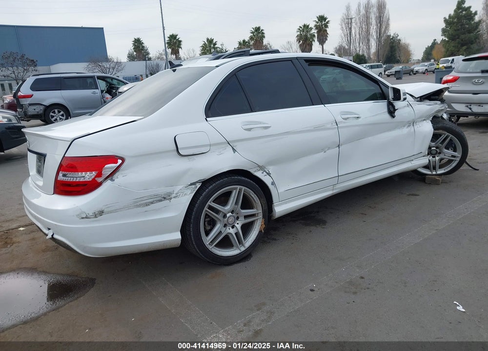 2014 MERCEDES-BENZ C 250 VIN: WDDGF4HB0EG243483