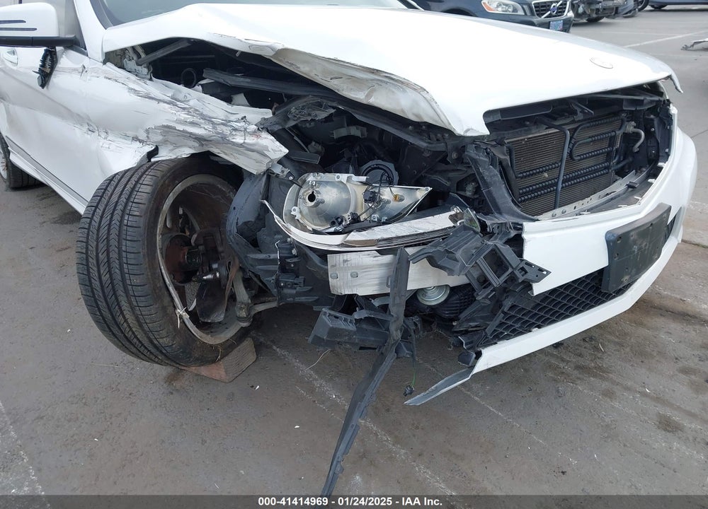 2014 MERCEDES-BENZ C 250 VIN: WDDGF4HB0EG243483
