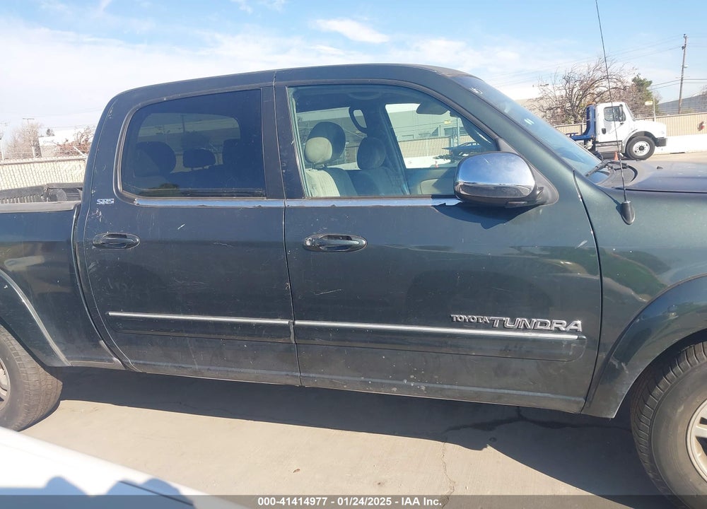 2005 TOYOTA TUNDRA SR5 V8 VIN: 5TBET34155S488943