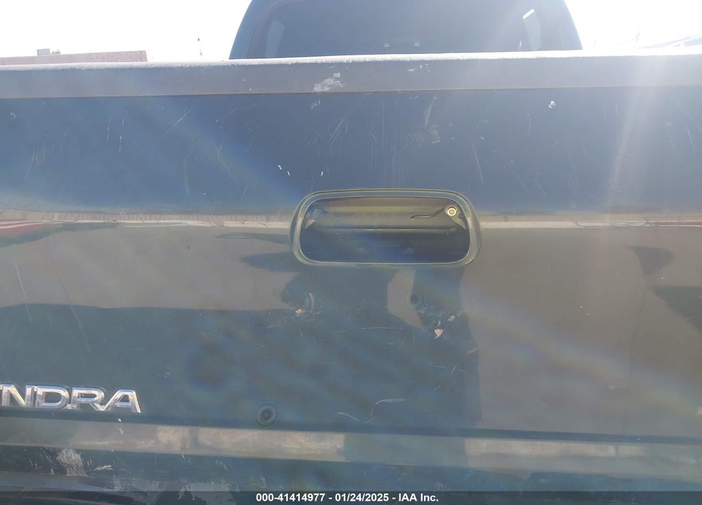 2005 TOYOTA TUNDRA SR5 V8 VIN: 5TBET34155S488943