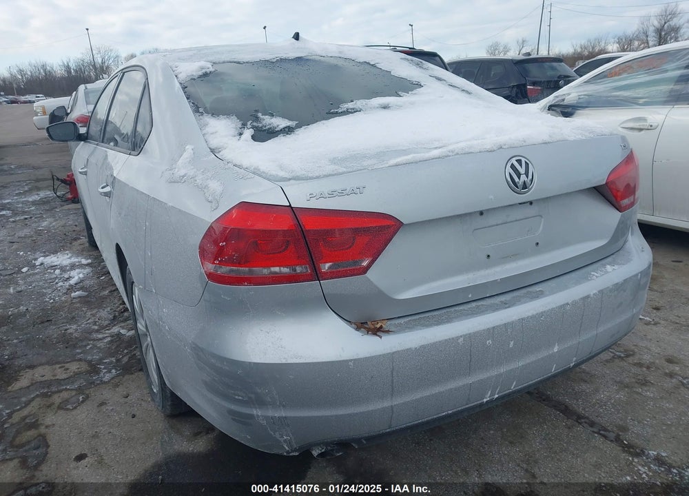 2015 VOLKSWAGEN PASSAT 1.8T WOLFSBURG EDITION VIN: 1VWAT7A38FC033801