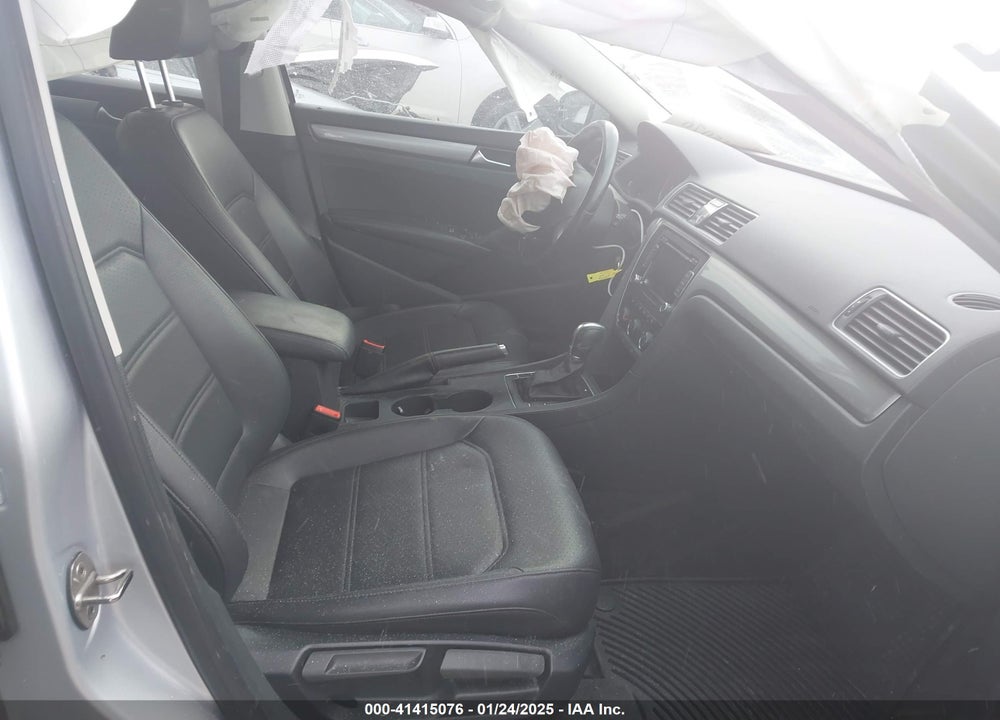 2015 VOLKSWAGEN PASSAT 1.8T WOLFSBURG EDITION VIN: 1VWAT7A38FC033801