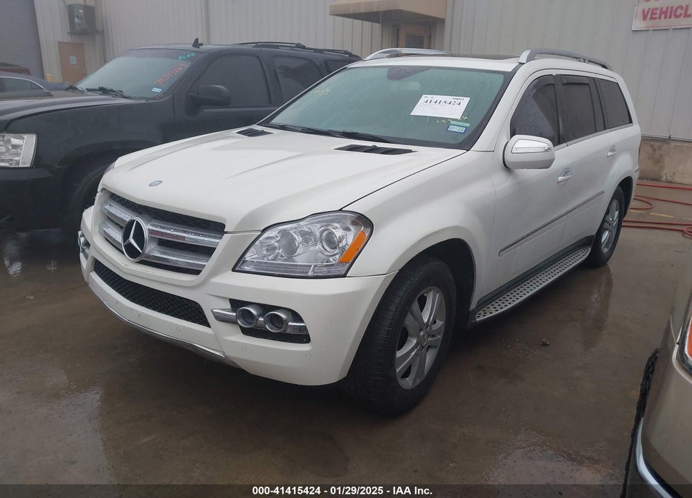 2010 MERCEDES-BENZ GL 450 4MATIC VIN: 4JGBF7BE9AA568098