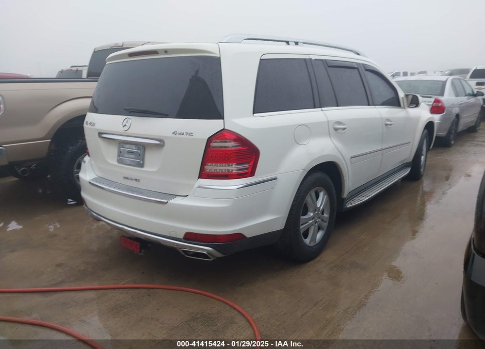 2010 MERCEDES-BENZ GL 450 4MATIC VIN: 4JGBF7BE9AA568098