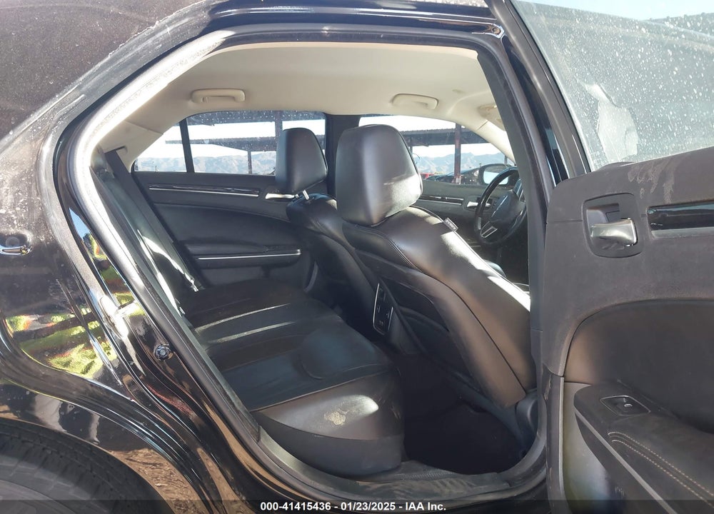 2019 CHRYSLER 300 VIN: 2C3CCAEG5KH536185