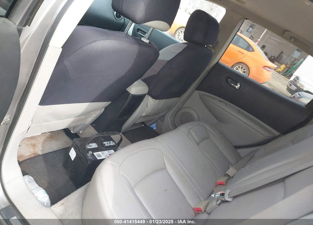 2011 NISSAN ROGUE SV VIN: JN8AS5MV2BW260678