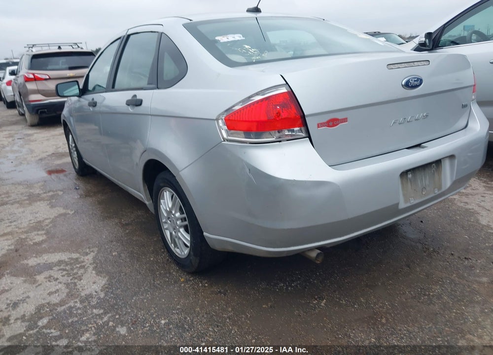 2011 FORD FOCUS VIN: 1FAHP3FN4BW119825