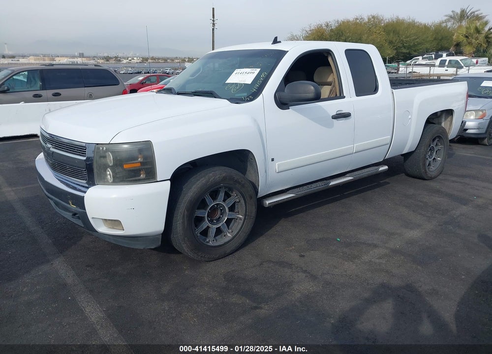 2008 CHEVROLET SILVERADO 1500 LT1 VIN: 2GCEC19J381141918
