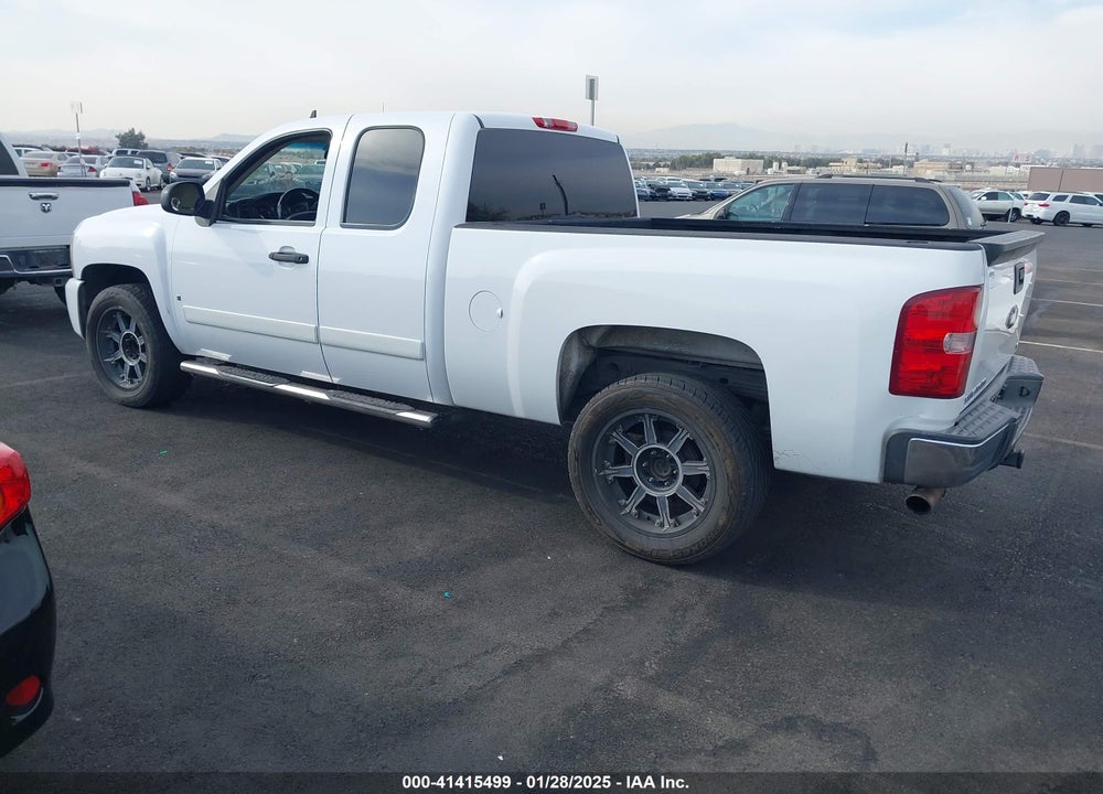 2008 CHEVROLET SILVERADO 1500 LT1 VIN: 2GCEC19J381141918