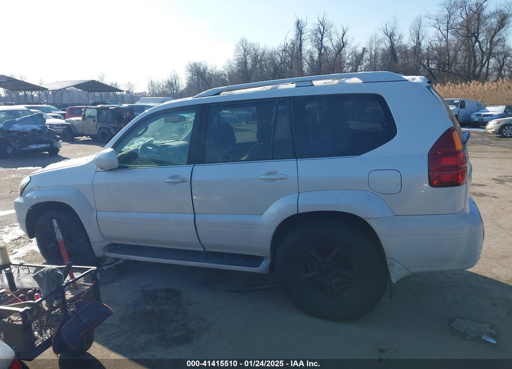 2003 LEXUS GX 470 VIN: JTJBT20X630023681