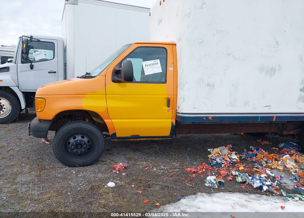 2005 FORD E-450 CUTAWAY STANDARD VIN: 1FDXE45S35HB35575