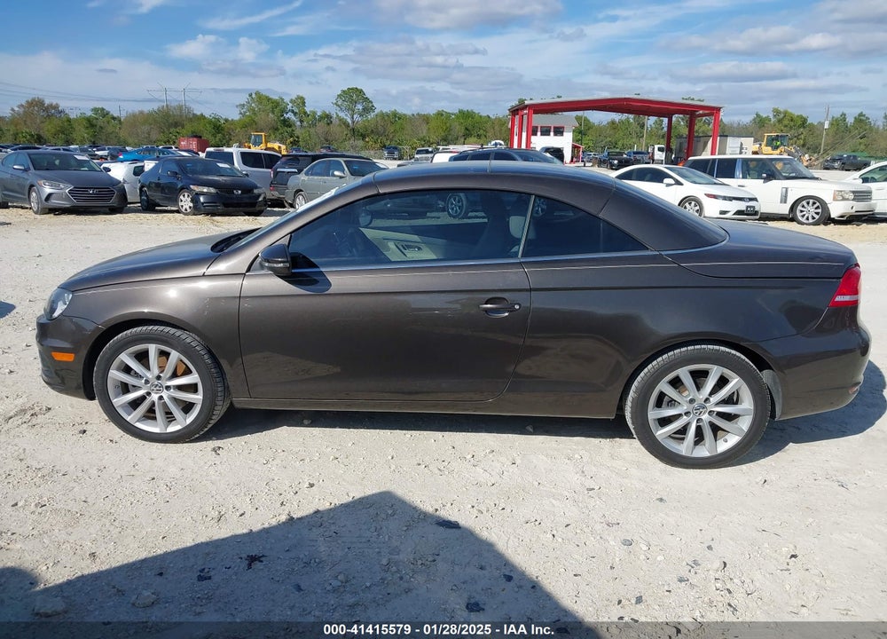 2012 VOLKSWAGEN EOS KOMFORT VIN: WVWBW7AH7CV022430
