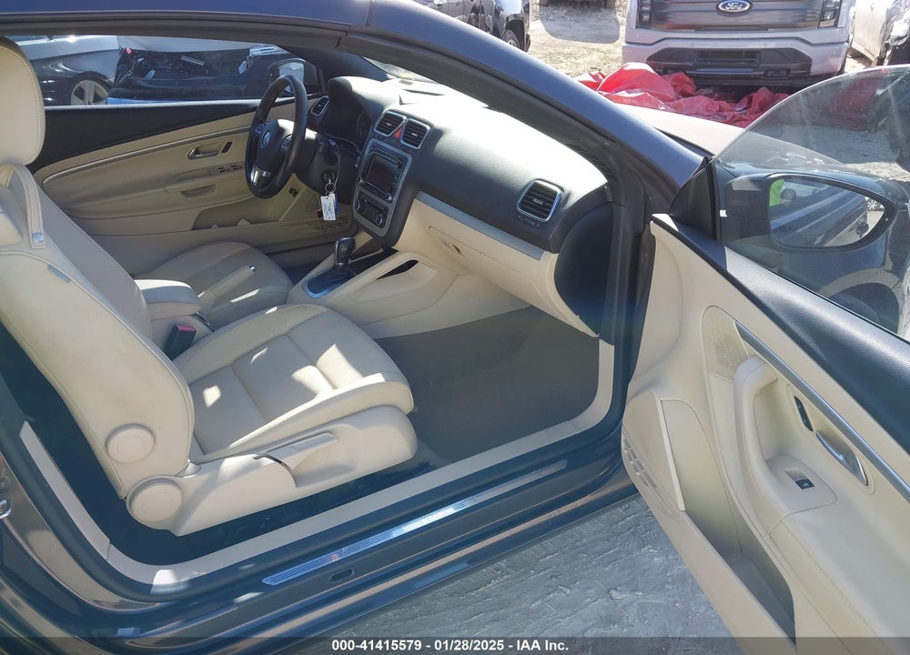 2012 VOLKSWAGEN EOS KOMFORT VIN: WVWBW7AH7CV022430
