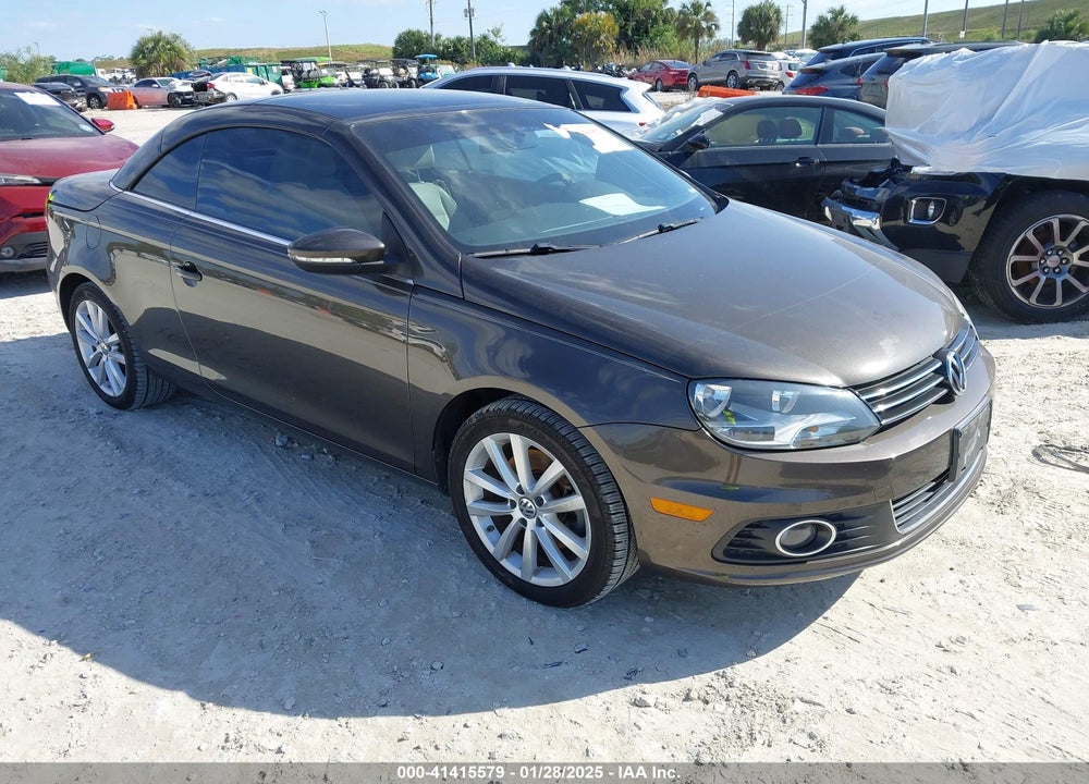 2012 VOLKSWAGEN EOS KOMFORT VIN: WVWBW7AH7CV022430