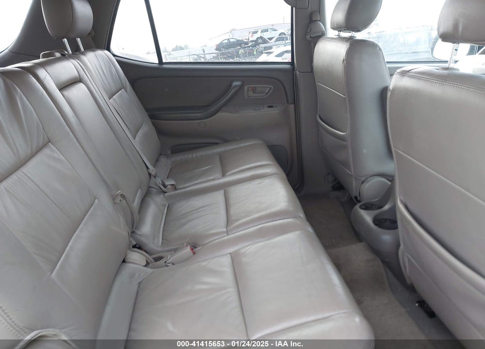 2007 TOYOTA SEQUOIA SR5 V8 VIN: 5TDBT44AX7S285517